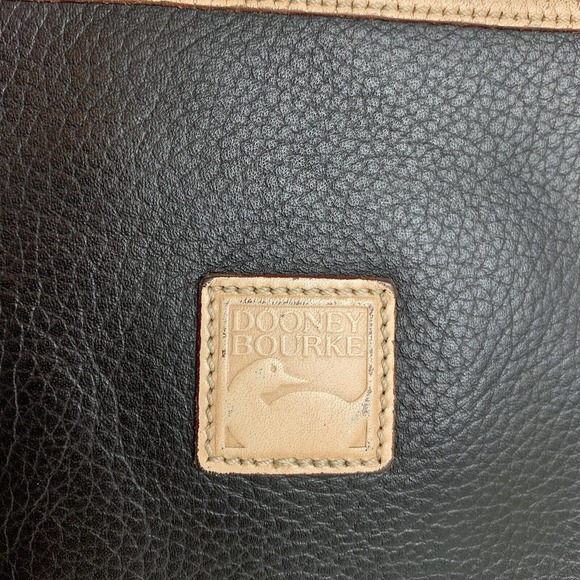 Dooney Bourke Purse Vintage Womens Black Leather Adjustable Strap Bag - Picture 3 of 9